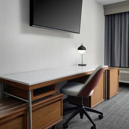 Hotel Courtyard By Marriott Stockton Esterno foto