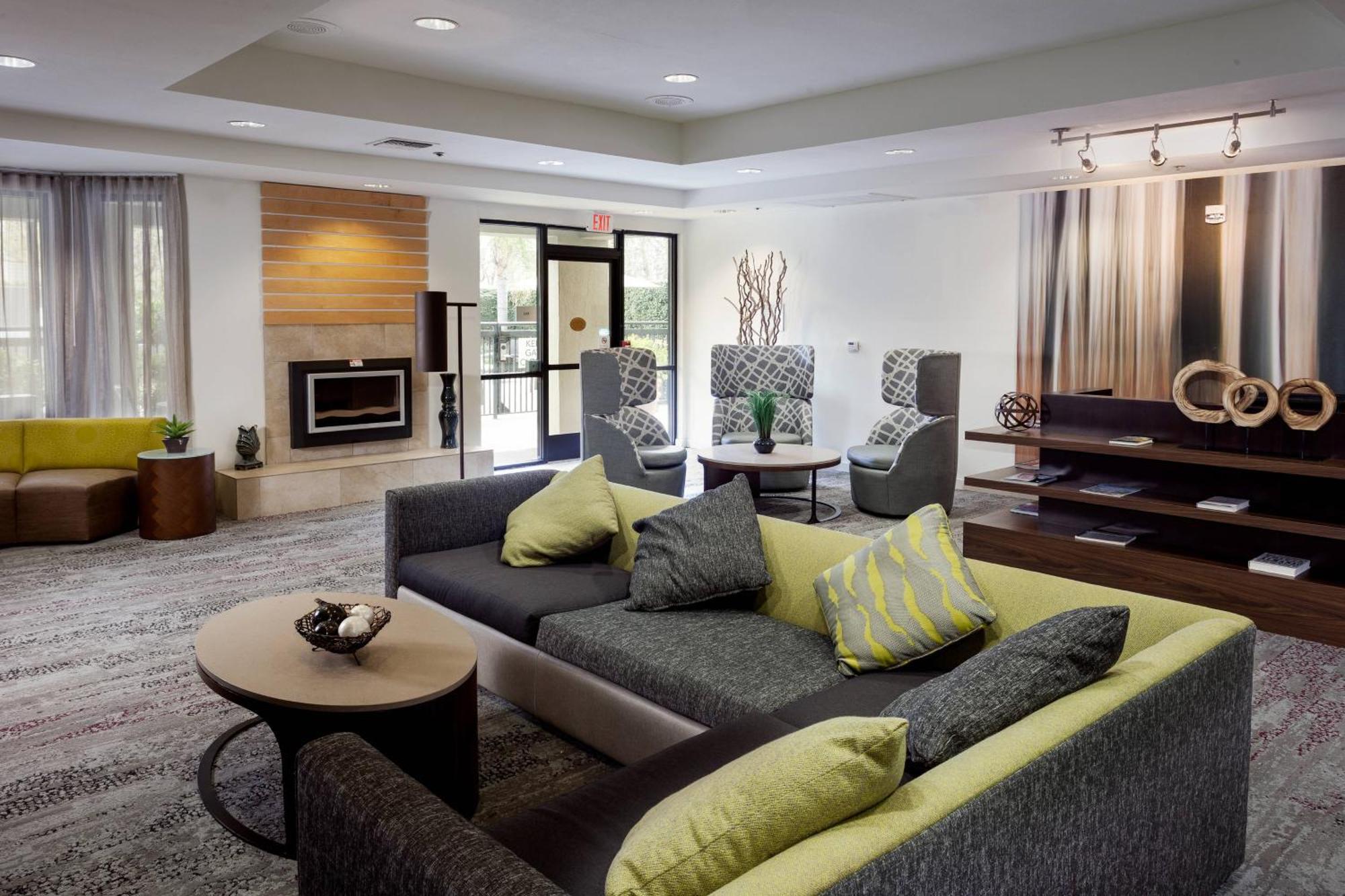 Hotel Courtyard By Marriott Stockton Esterno foto