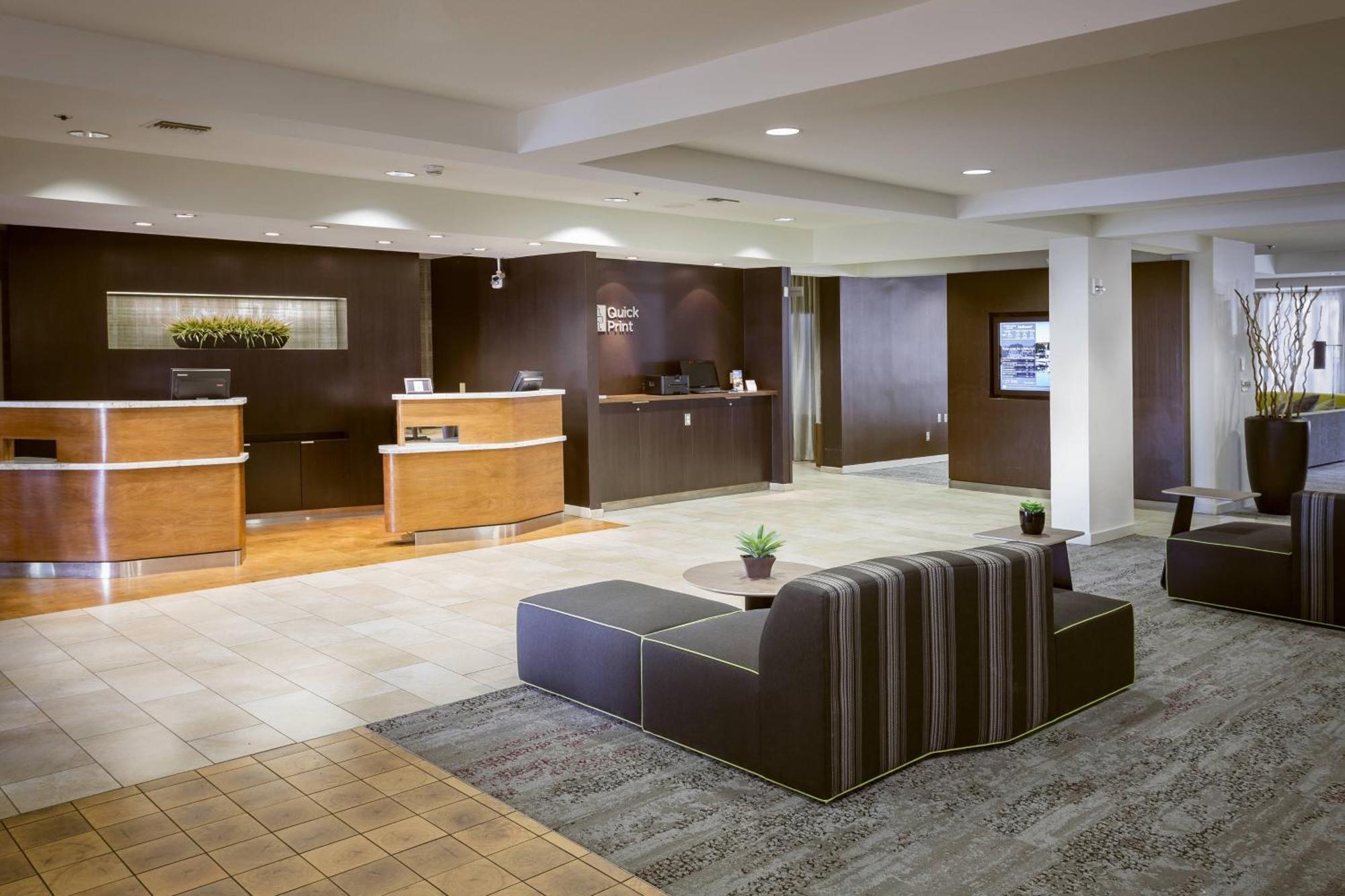 Hotel Courtyard By Marriott Stockton Esterno foto