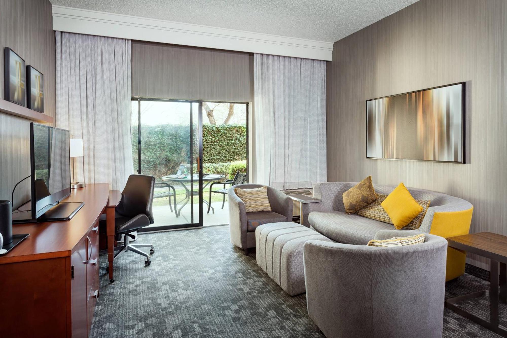 Hotel Courtyard By Marriott Stockton Esterno foto