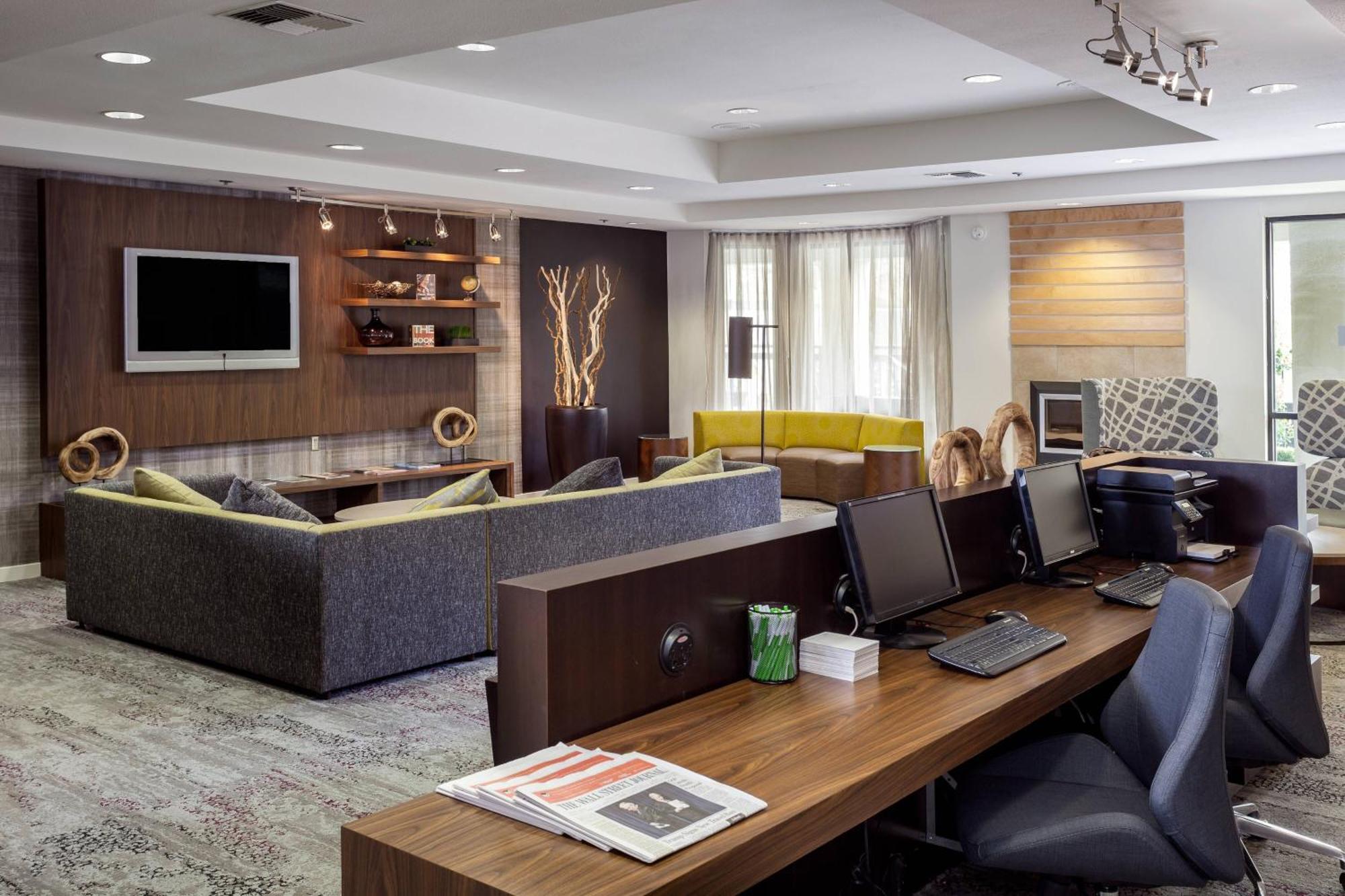 Hotel Courtyard By Marriott Stockton Esterno foto