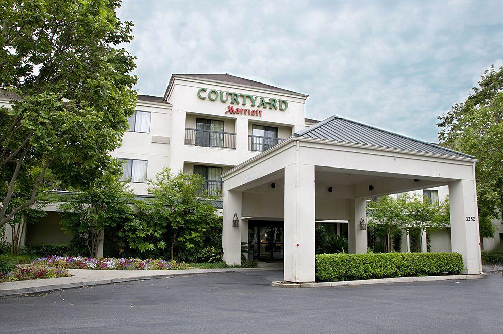 Hotel Courtyard By Marriott Stockton Esterno foto