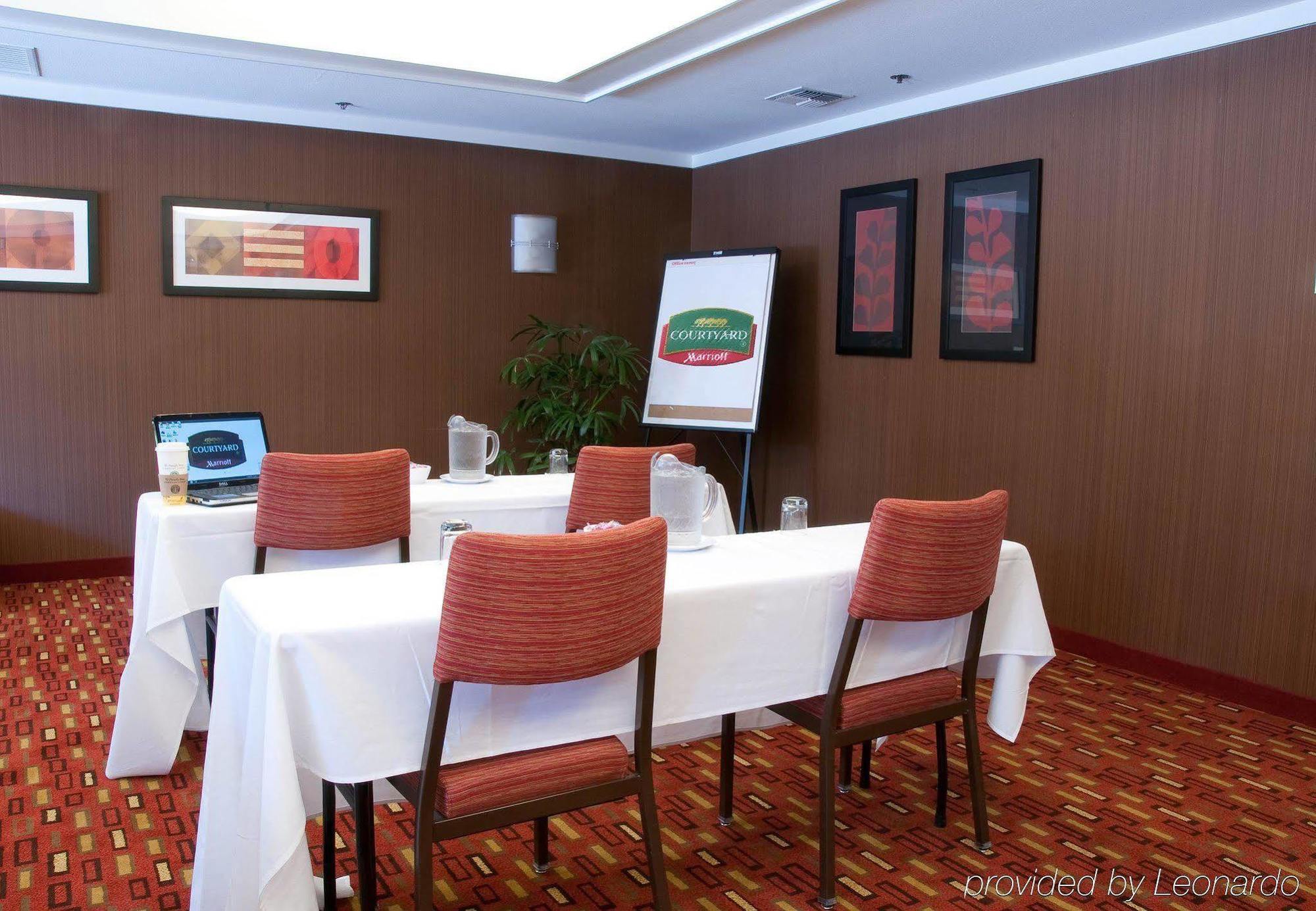 Hotel Courtyard By Marriott Stockton Esterno foto